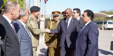 البرهان يلتقي الدبيبة والمنفي في طرابلس وواشنطن تعين مبعوثا جديدا للسودان